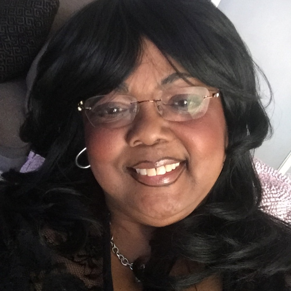 Meet your Posher, Ellen